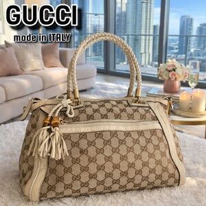Gucci Beige and Cream Women's Bag